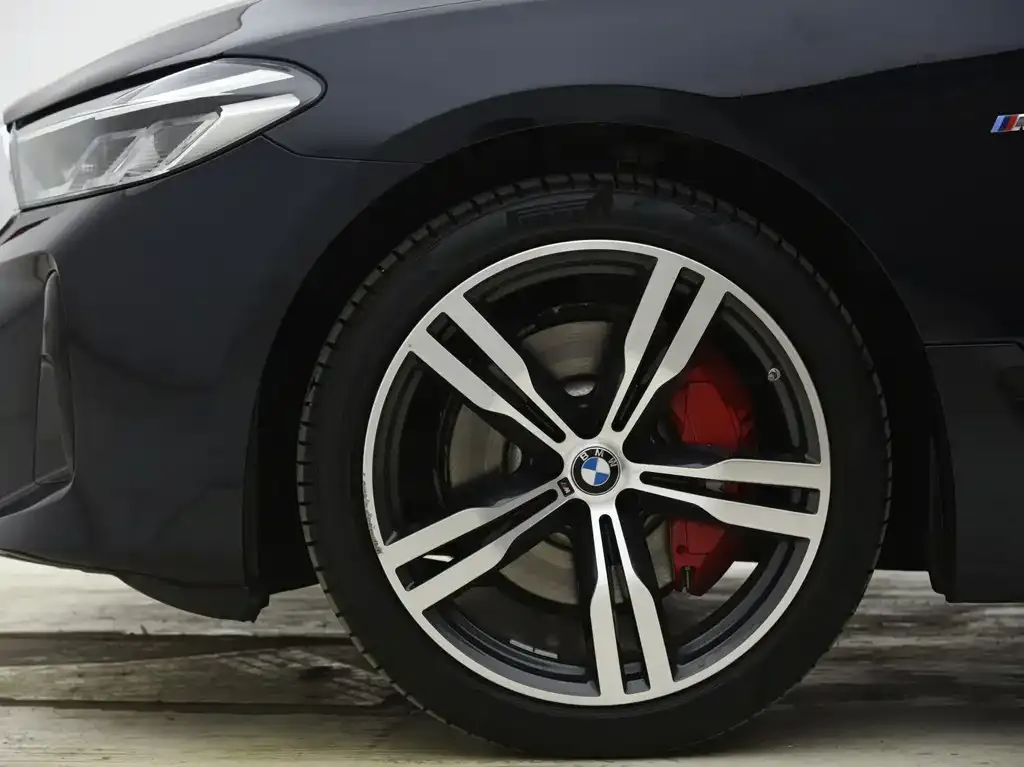 BMW 6 Series GT — фото 10