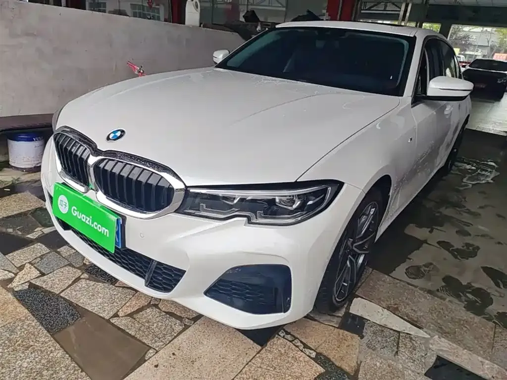 BMW 3 Series — фото 1
