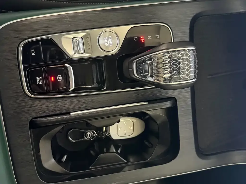 GAC Motor Trumpchi GS8 — фото 7