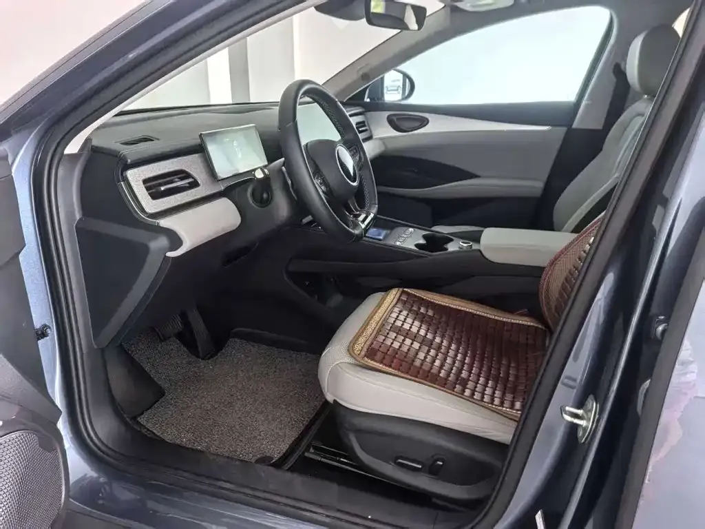 BYD Seal 06 DM-i Touring Edition — фото 6