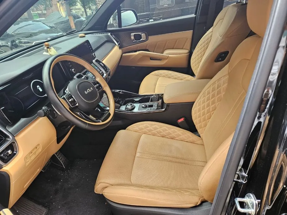 Kia Sorento — фото 5