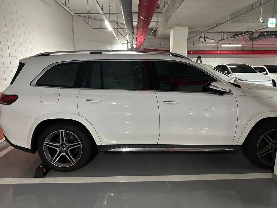 Mercedes-Benz GLS-Class — фото 10