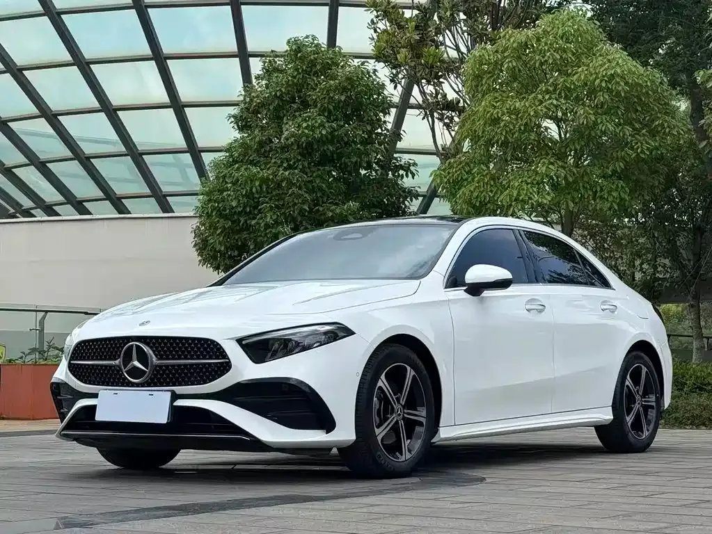 Mercedes-Benz A-Class — фото 1