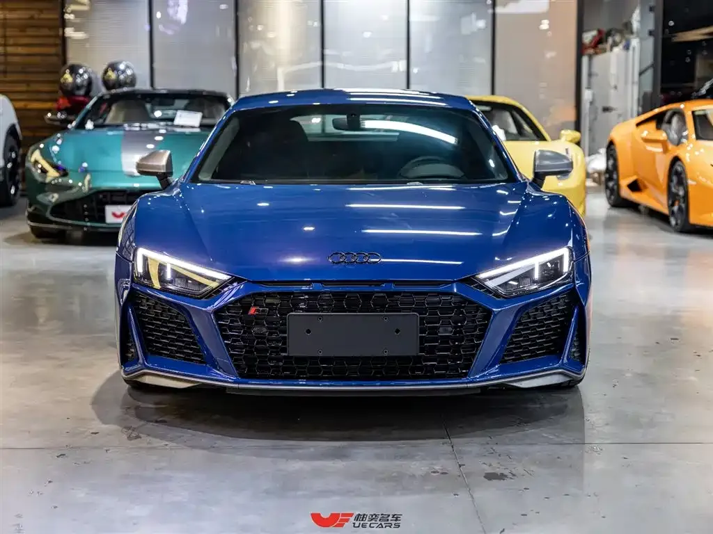 Audi R8 — фото 3
