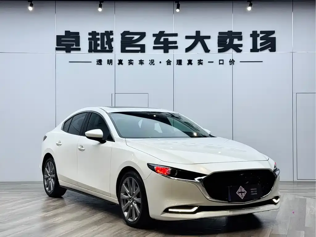 Mazda 3 Axela — фото 8