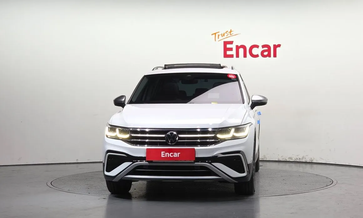 Volkswagen Tiguan — фото 6