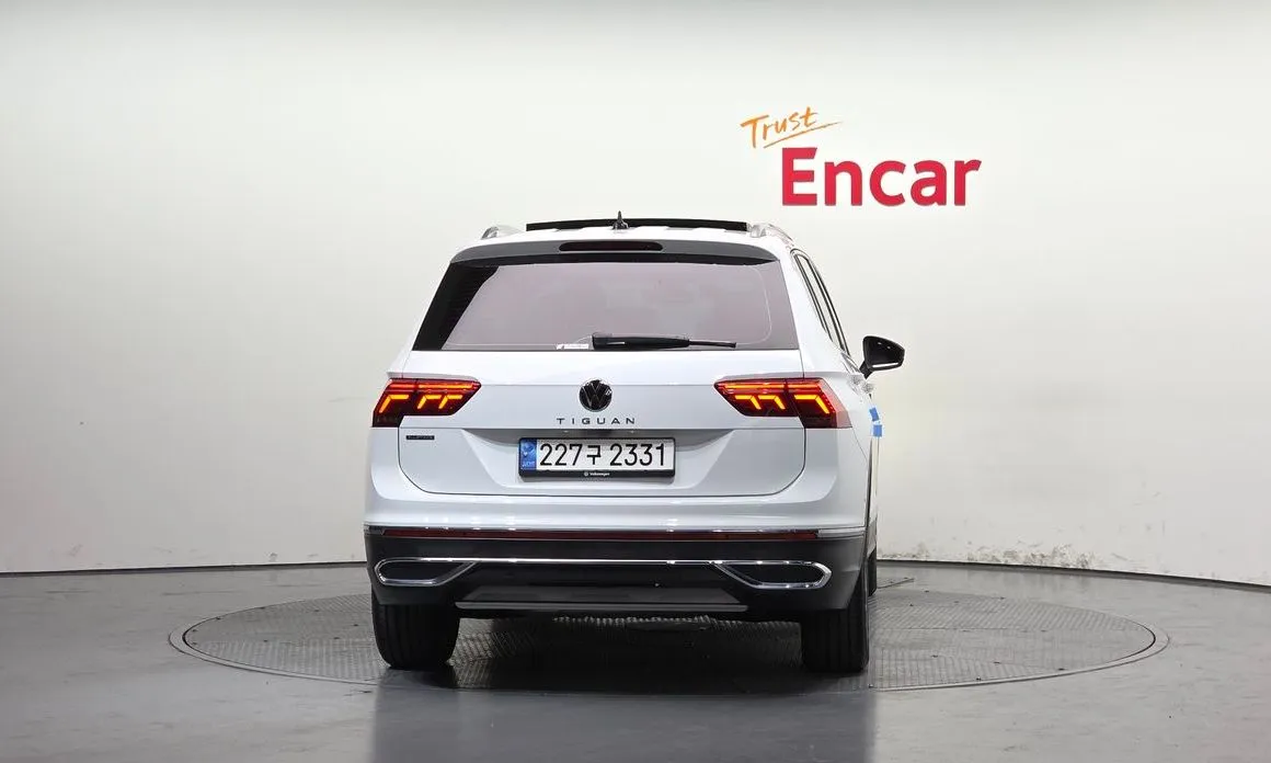 Volkswagen Tiguan — фото 2