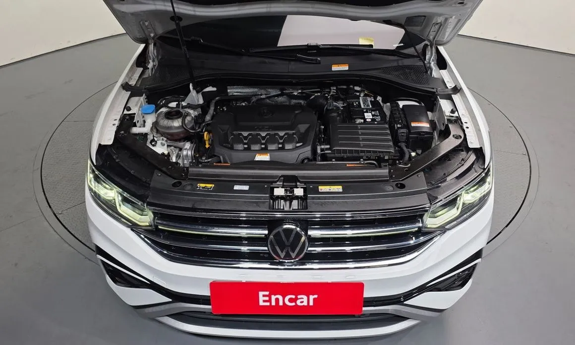 Volkswagen Tiguan — фото 4