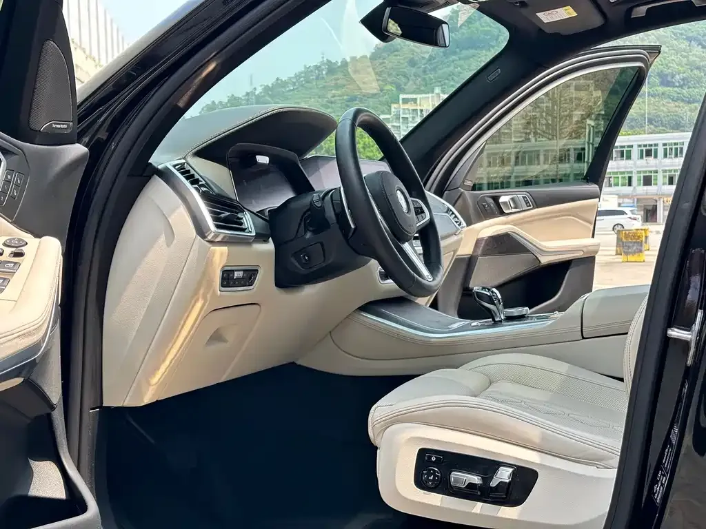BMW X5 (Import) — фото 10