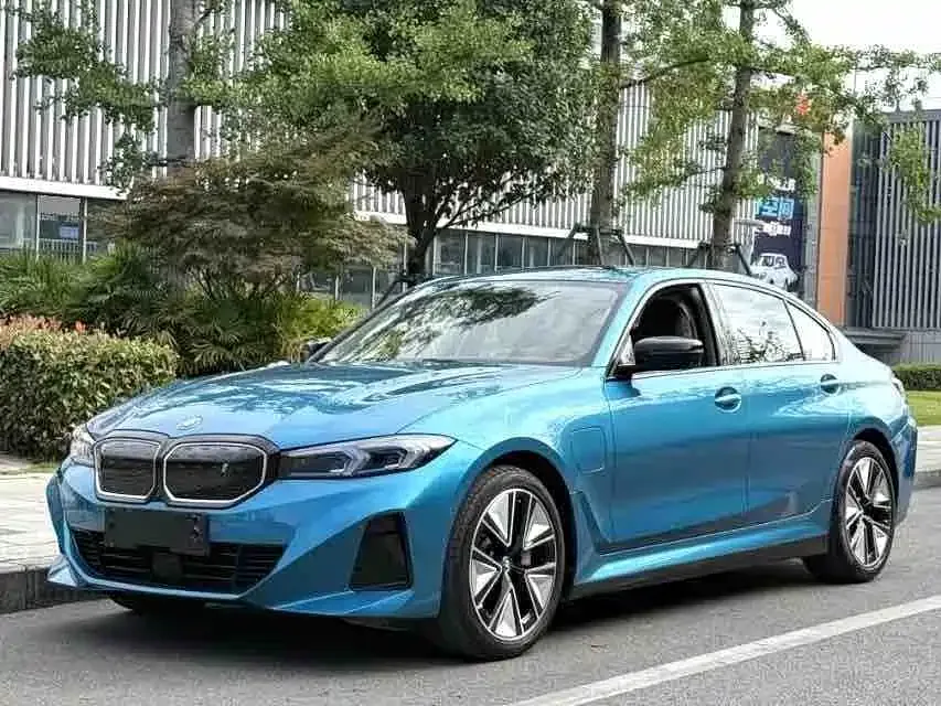 BMW i3 — фото 1