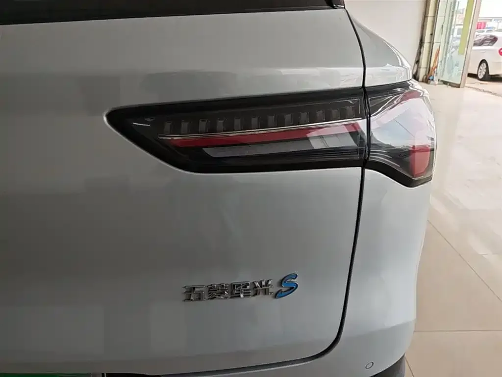 Wuling Xingguang S — фото 6