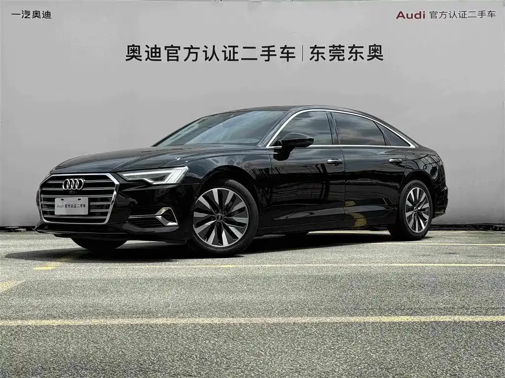 Audi A6L — фото 1