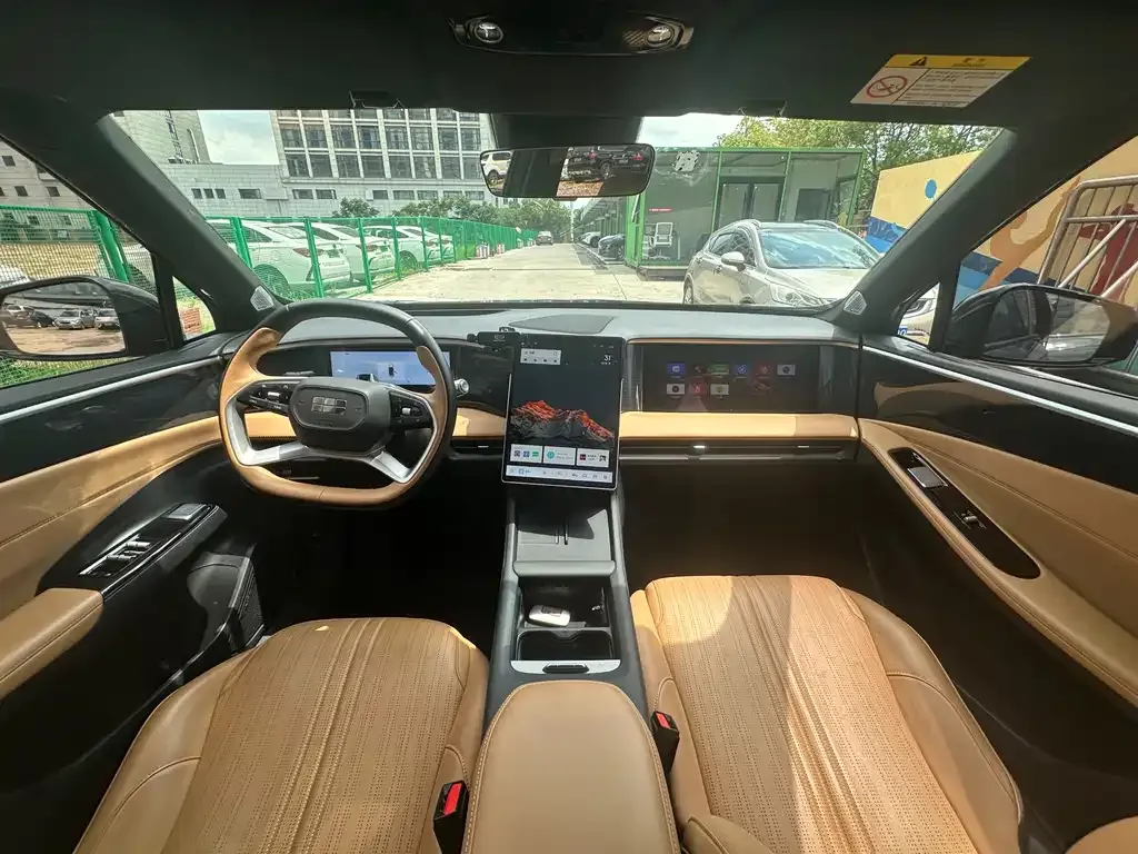 Geely Galaxy L7 — фото 7