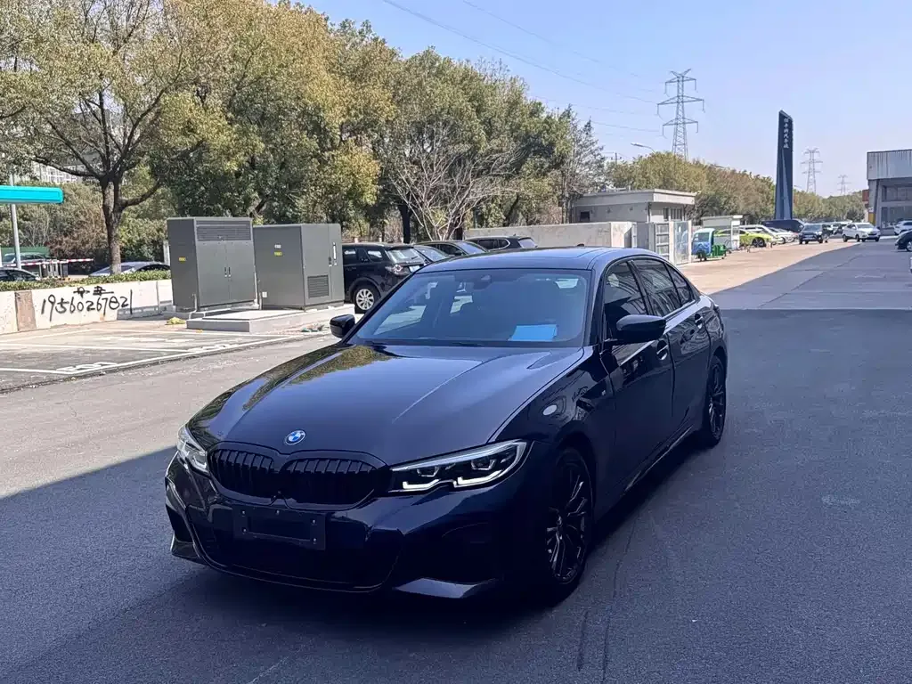 BMW 3 Series — фото 1