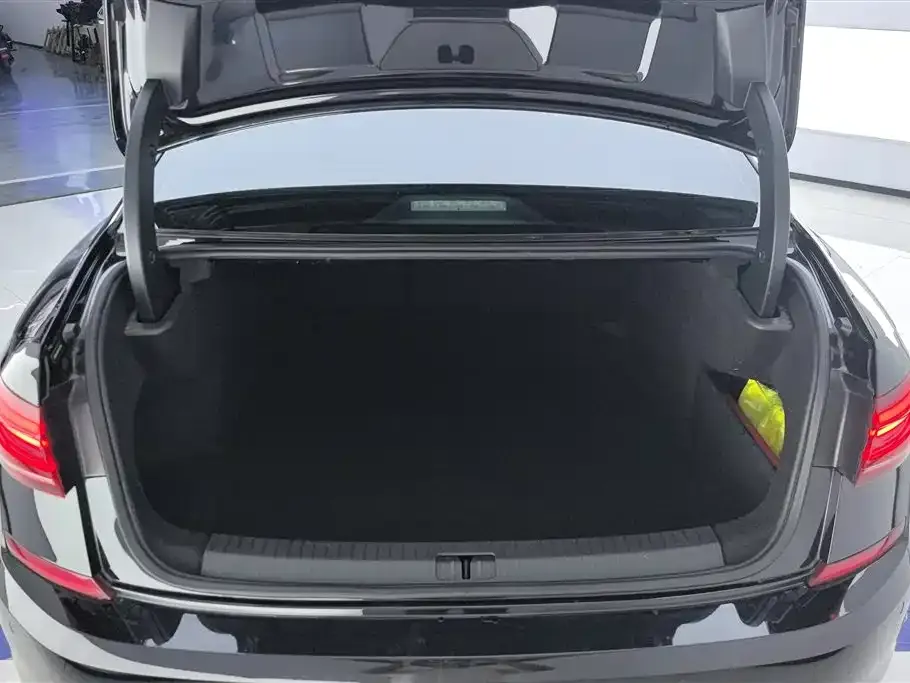 Volkswagen Passat — фото 7