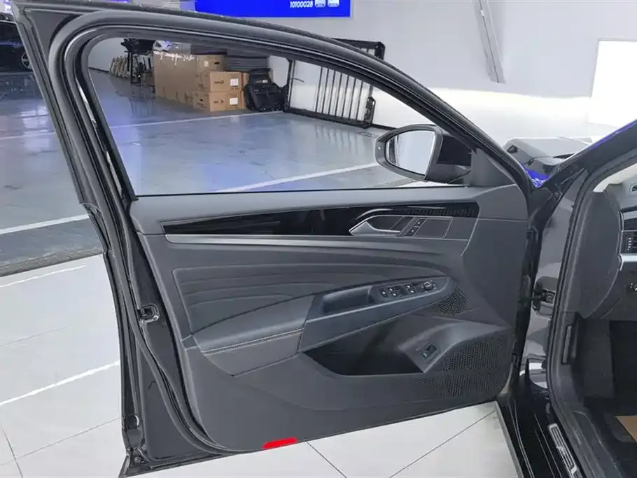 Volkswagen Passat — фото 5