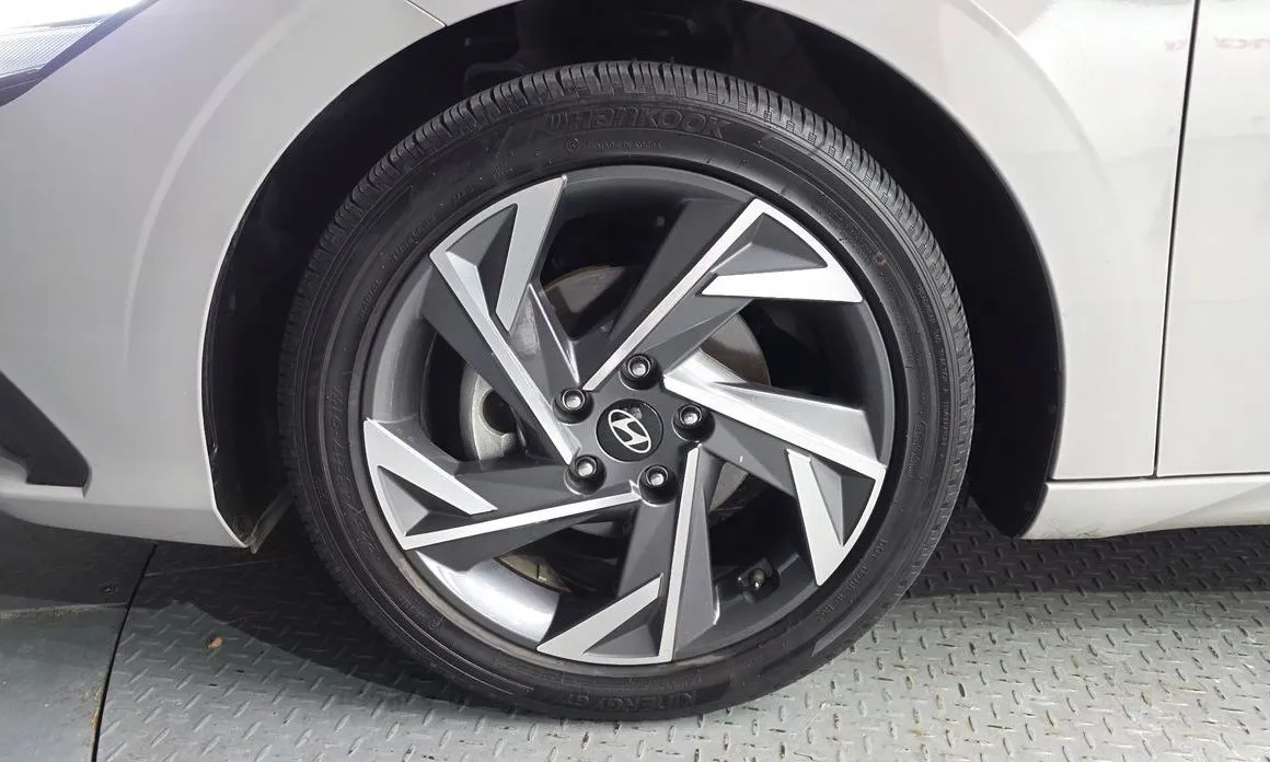 Hyundai AVANTE — фото 9