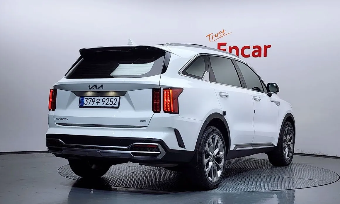 Kia Sorento — фото 4