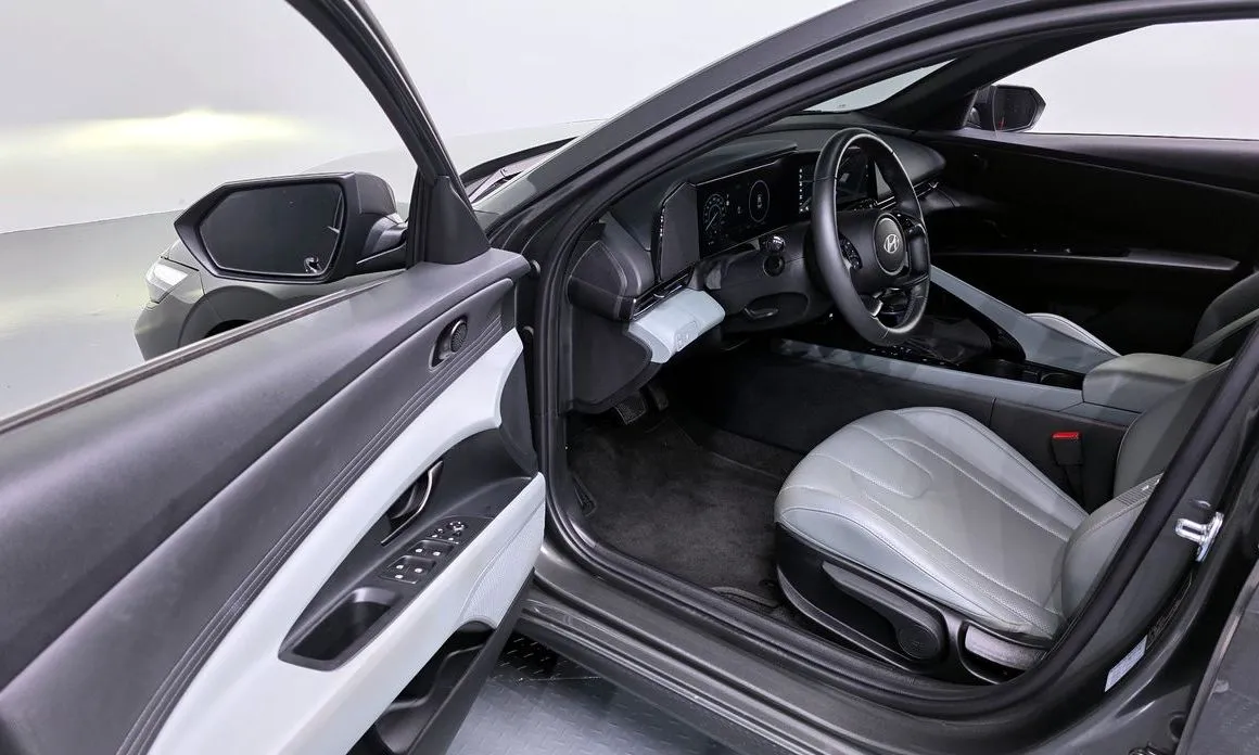 Hyundai AVANTE — фото 9