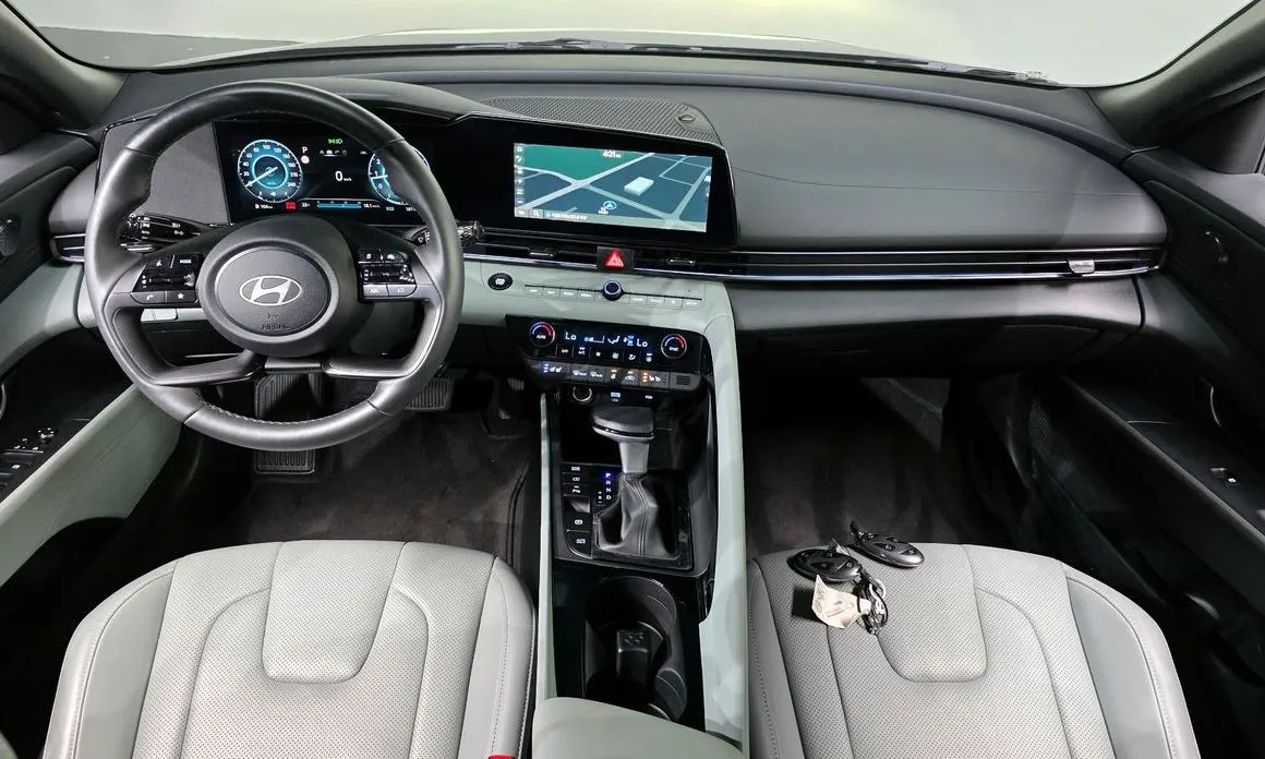 Hyundai AVANTE — фото 8