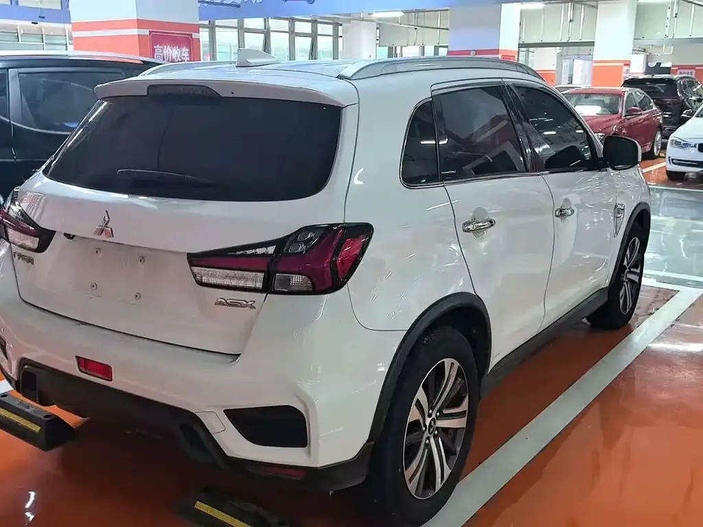 Mitsubishi ASX — фото 5