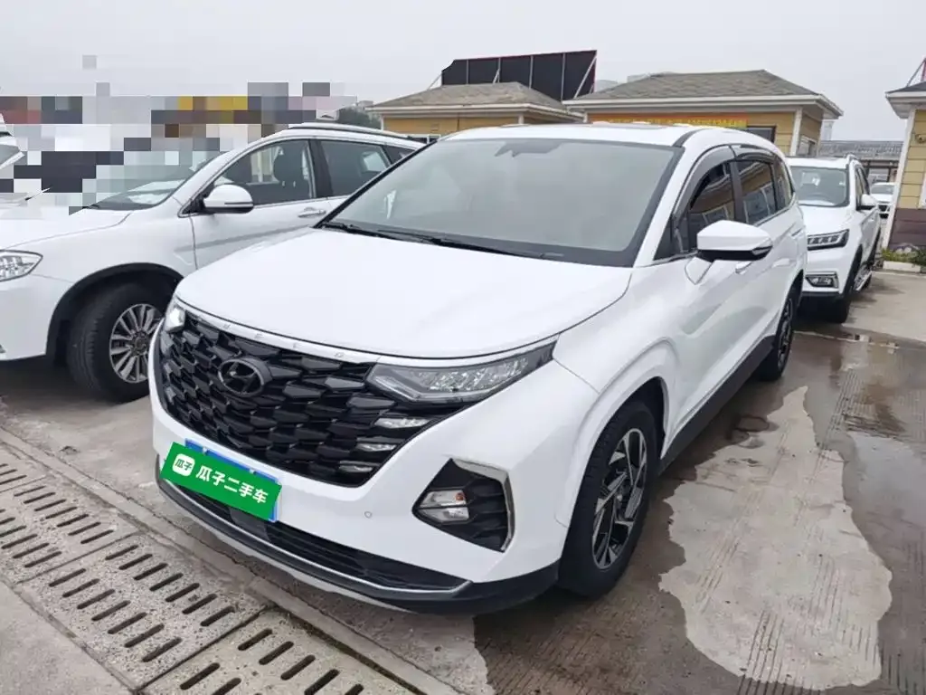 Hyundai Custo — фото 1