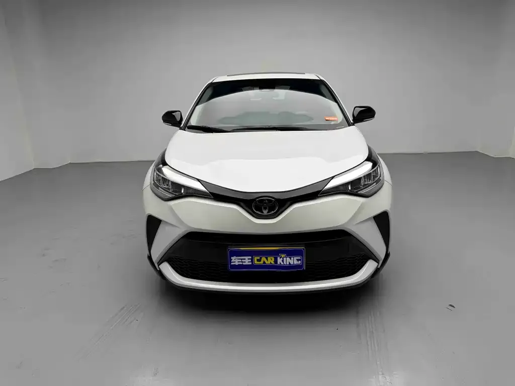 Toyota C-HR — фото 2