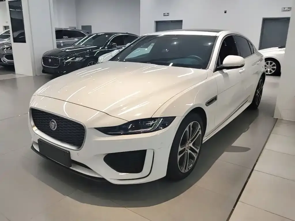 Jaguar XEL — фото 1
