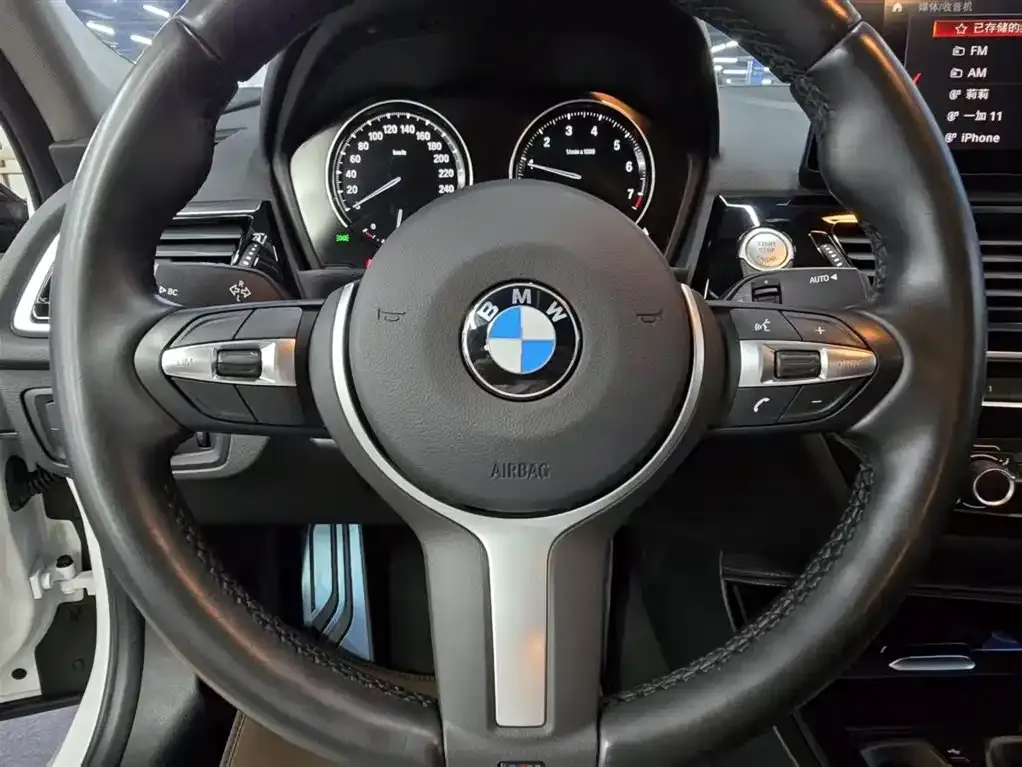 BMW 1 Series — фото 10