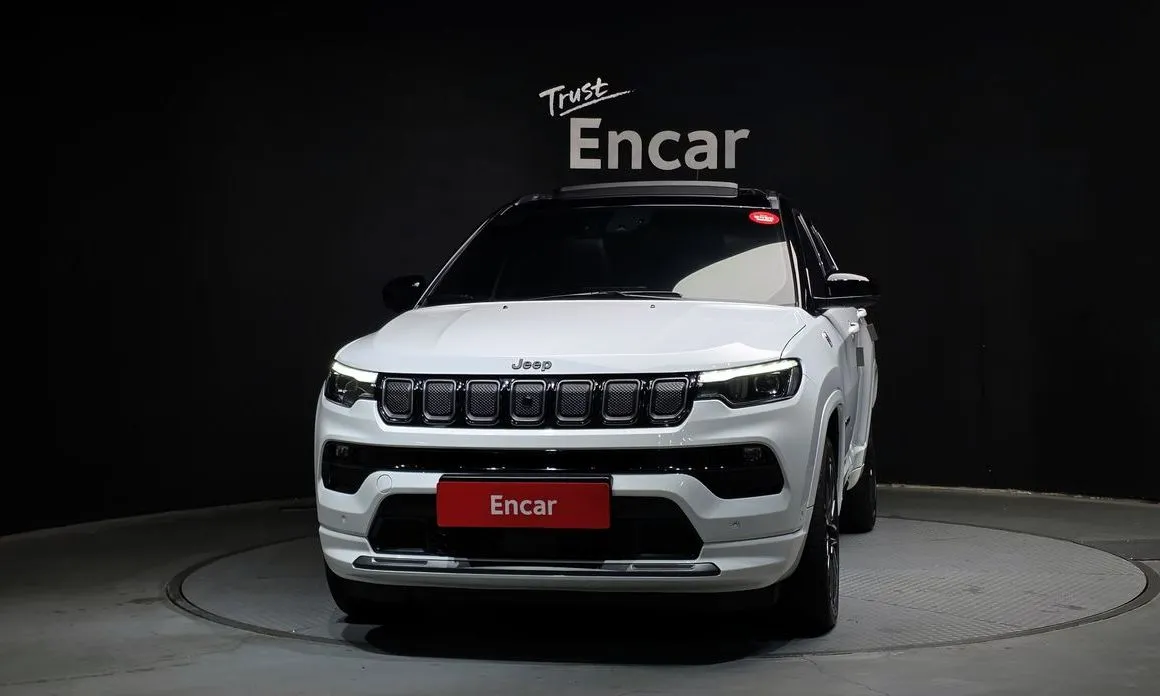 Jeep Compass — фото 2