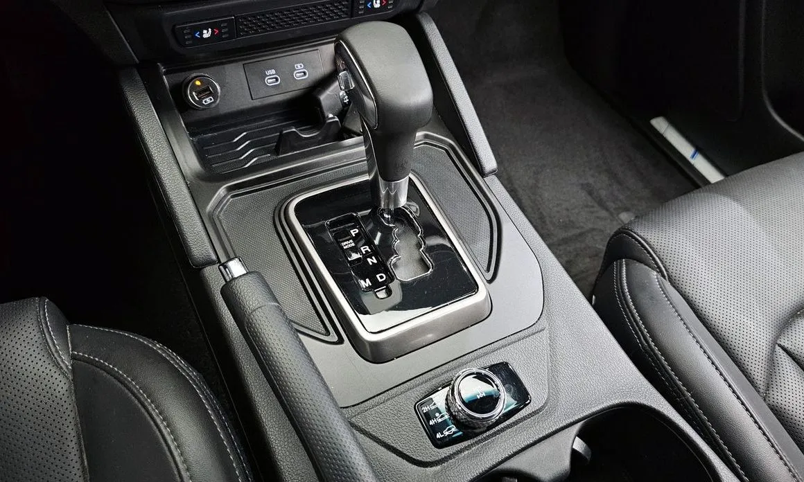 KG Mobility (Ssangyong) Rexton — фото 8