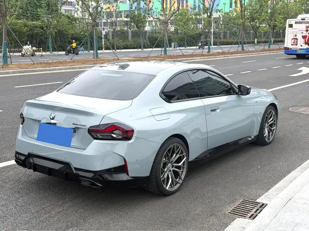 BMW M240i — фото 2