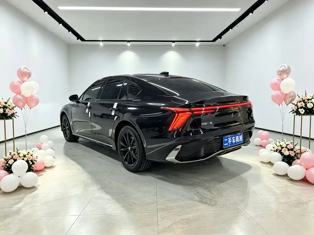 Hongqi H6 — фото 3