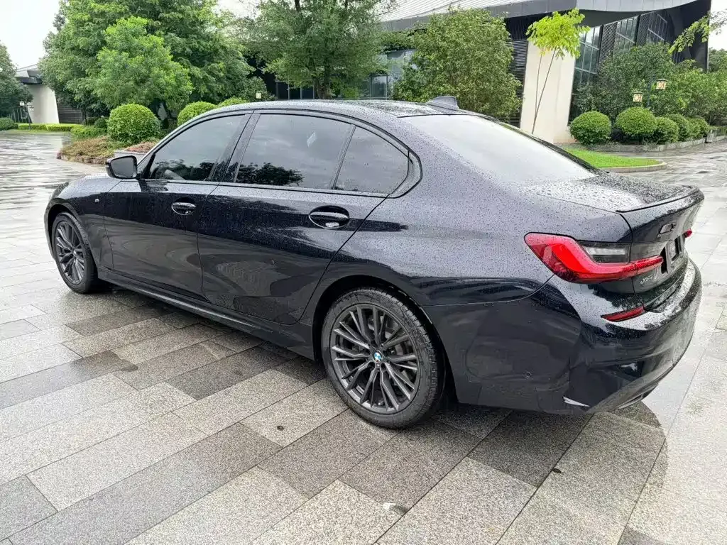 BMW 3 Series — фото 10