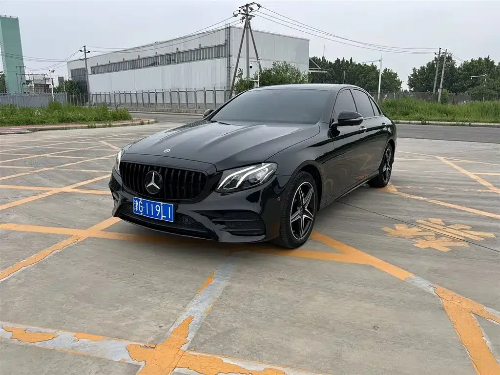 Mercedes-Benz E-Class (Import) — фото 1