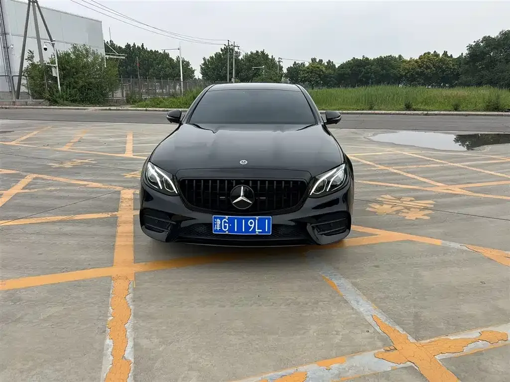 Mercedes-Benz E-Class (Import) — фото 7