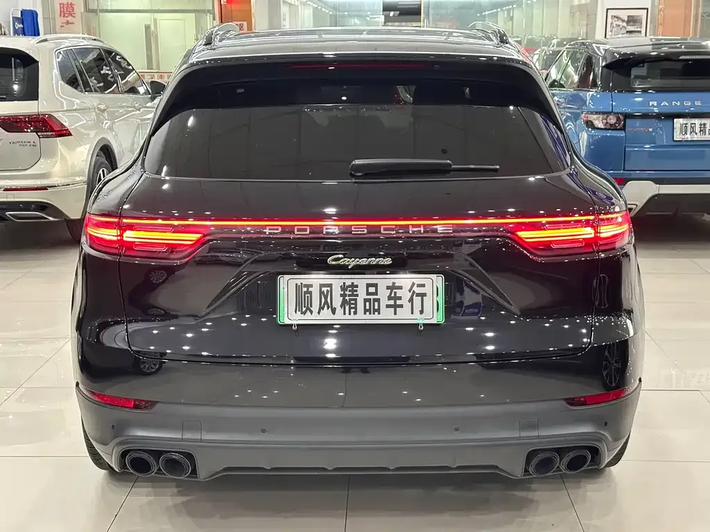 Porsche Cayenne Hybrid — фото 4