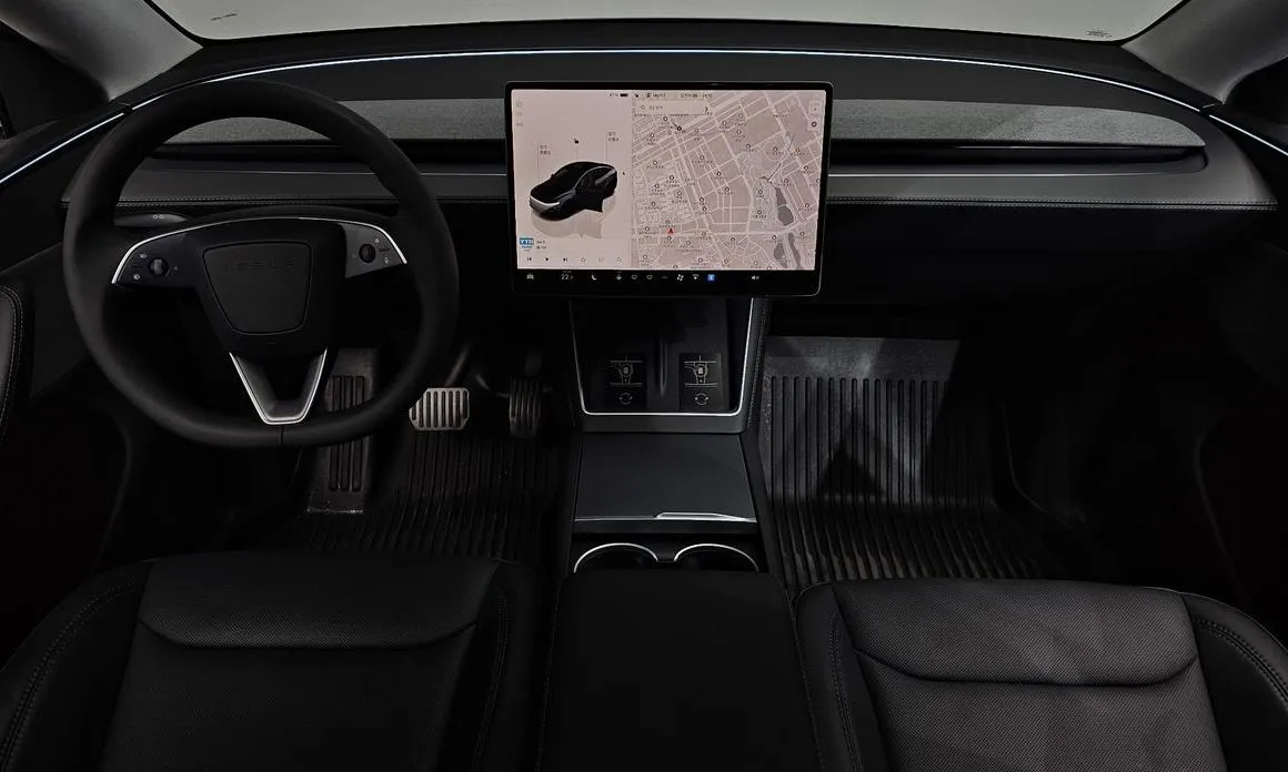 Tesla Model Y — фото 9
