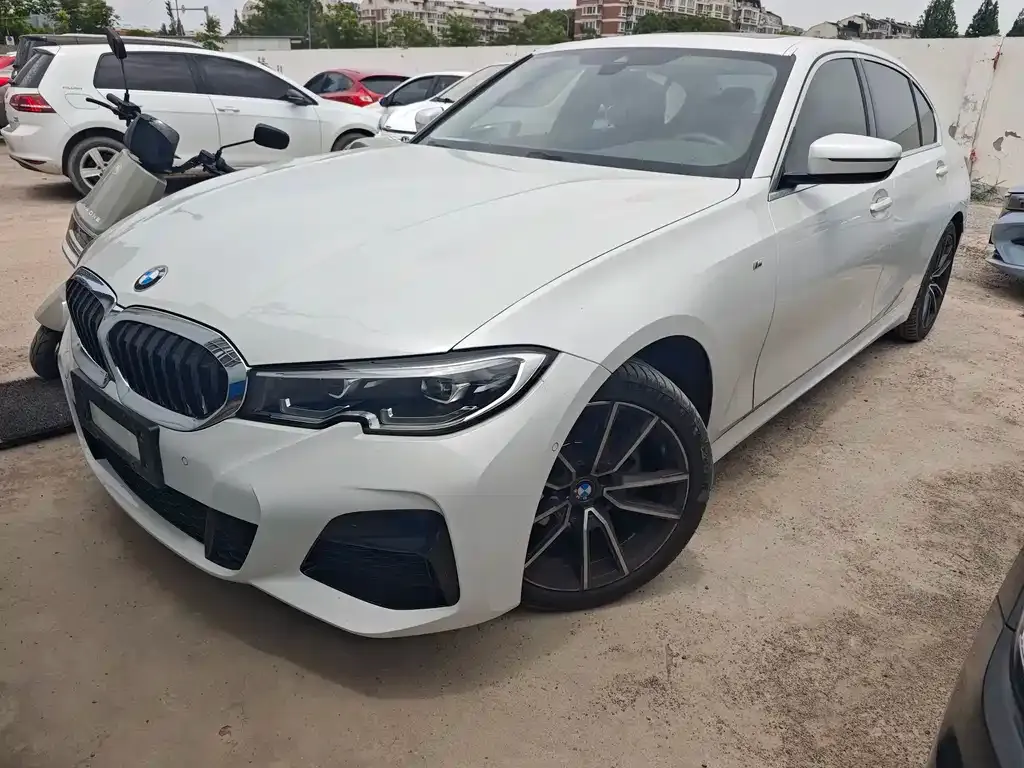 BMW 3 Series — фото 1