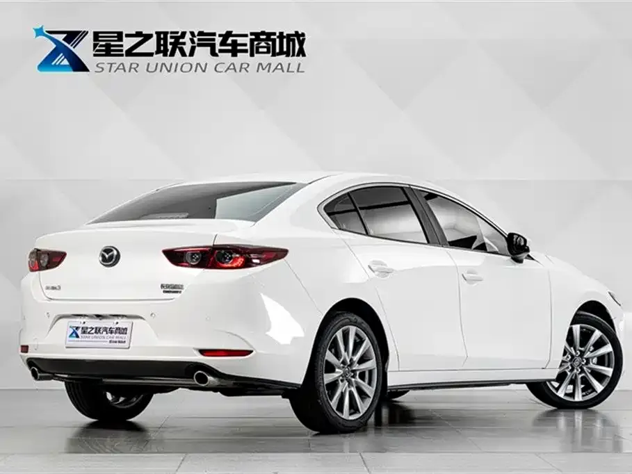Mazda 3 Axela — фото 9