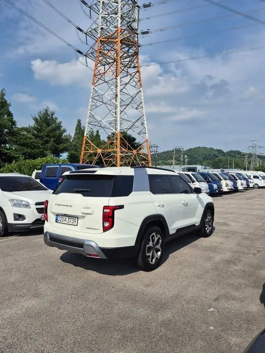 KG Mobility (Ssangyong) Torres — фото 4