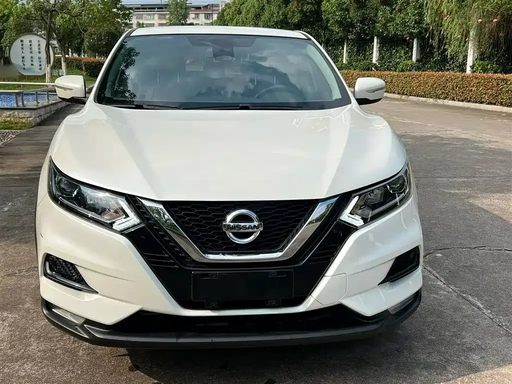 Nissan Qashqai — фото 6