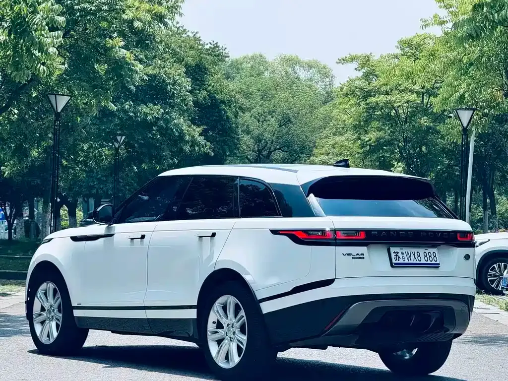 Land Rover Velar — фото 6