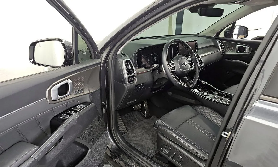 Kia Sorento — фото 5