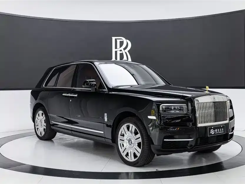Rolls-Royce Cullinan — фото 10