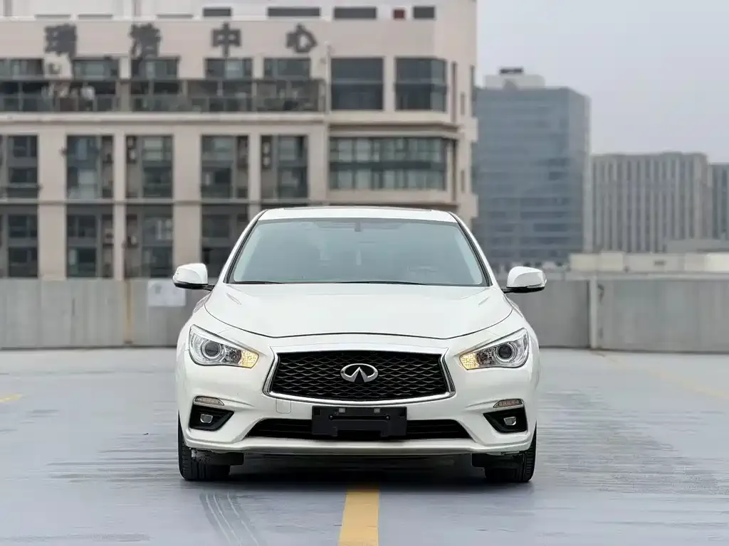 Infiniti Q50L — фото 2