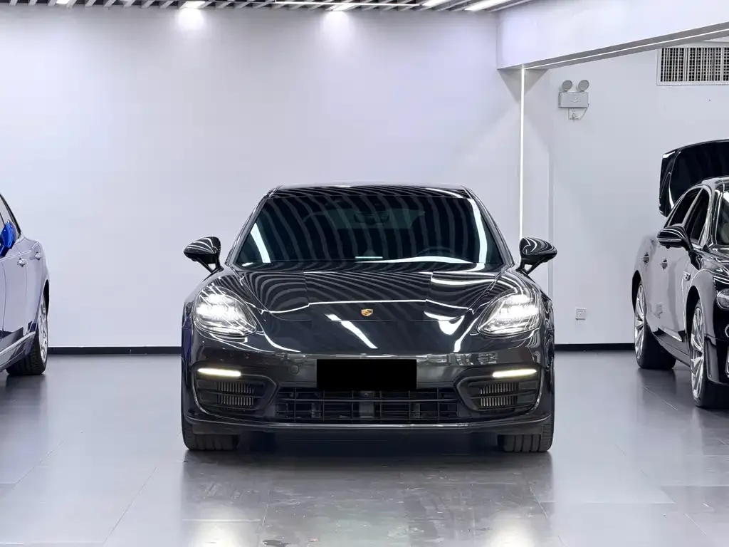 Porsche Panamera Hybrid — фото 10