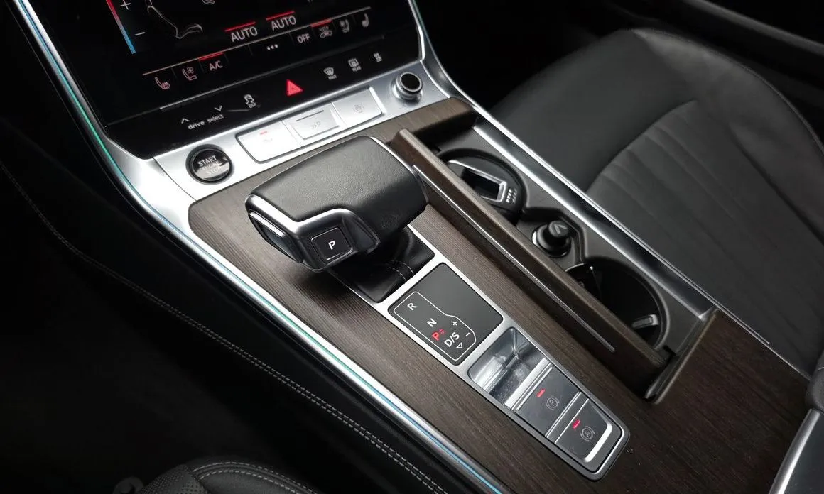 Audi A7 — фото 7