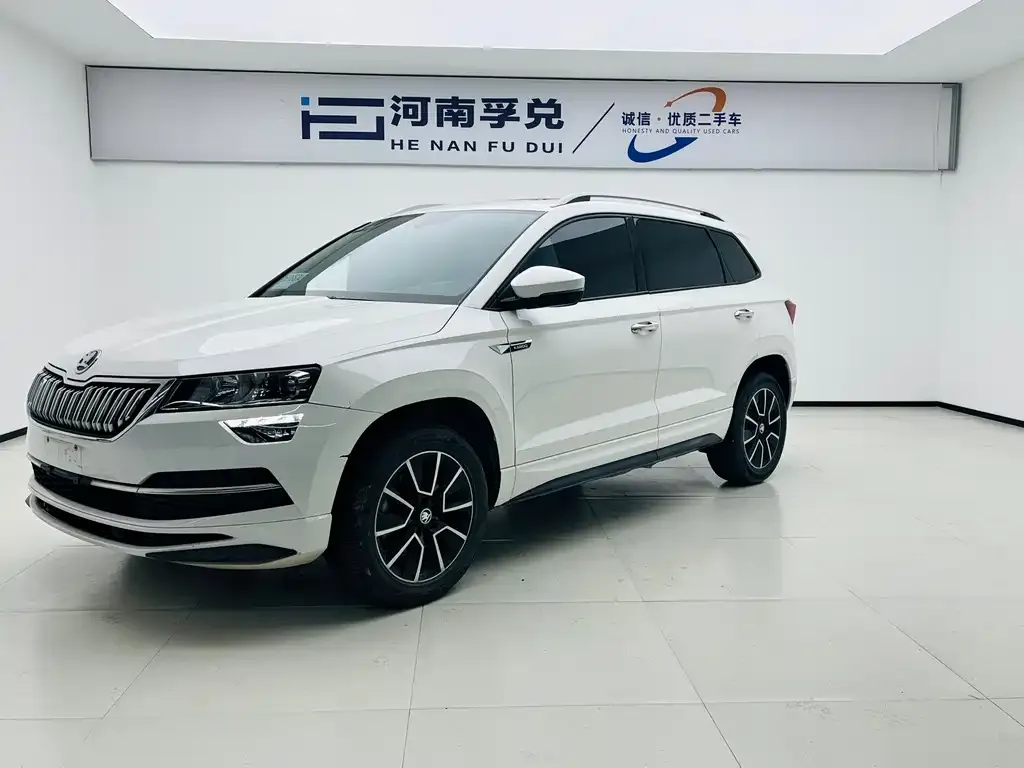 Skoda Karoq — фото 1
