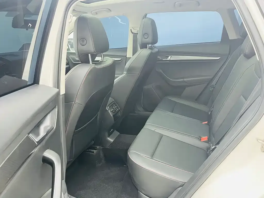 Skoda Karoq — фото 4